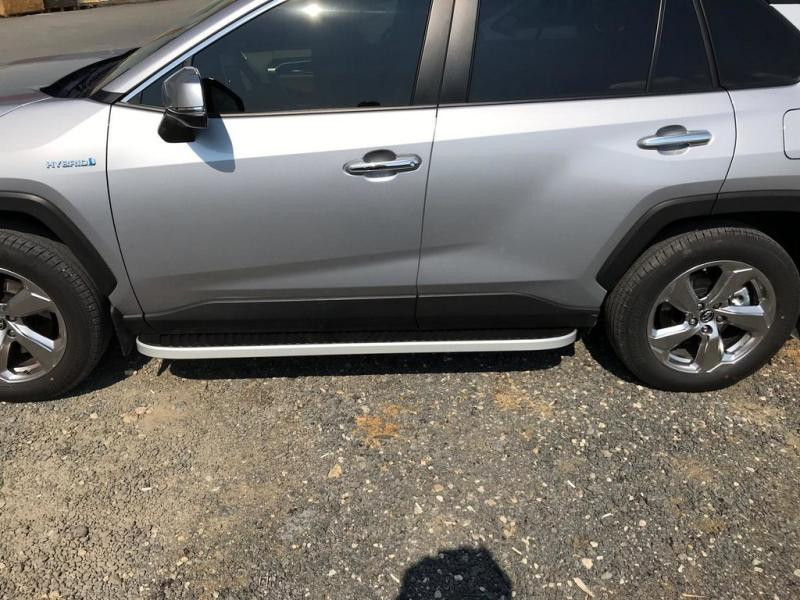 Купить Боковые пороги Tayga Grey (2 шт., алюминий) для Toyota Rav 4 2019- гг