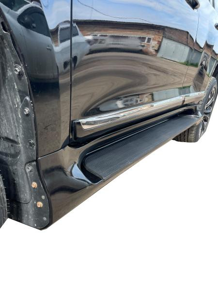 Купити Бокові пороги GX-style (2 шт., алюміній) Білий колір (сіра підніжка) для Toyota Land Cruiser Prado 150