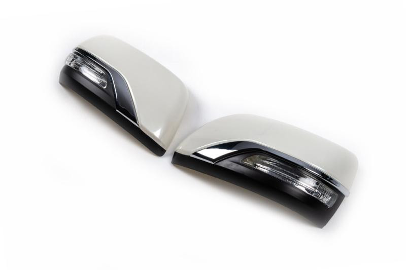 Купить Крышки зеркал (с повторителем, стиль 2016) Белый цвет для Toyota Land Cruiser Prado 150