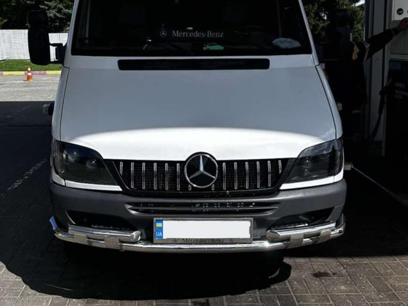 Купити Передній захист ST015-2 (нерж.) для Mercedes Sprinter W901/902/903/904/905 1995-2006 рр