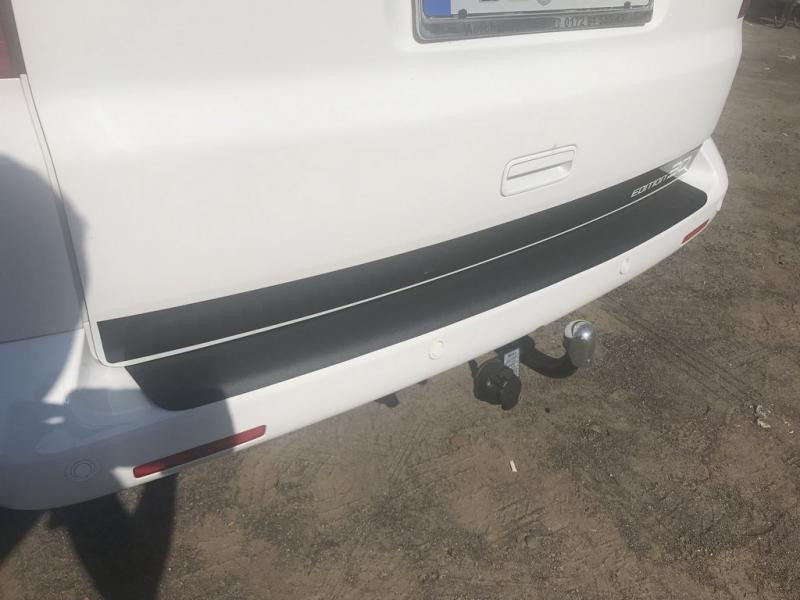 Купить Накладка на задний бампер с загибом (ABS-пластик) Матовая для Volkswagen T5 Multivan 2003-2010 гг