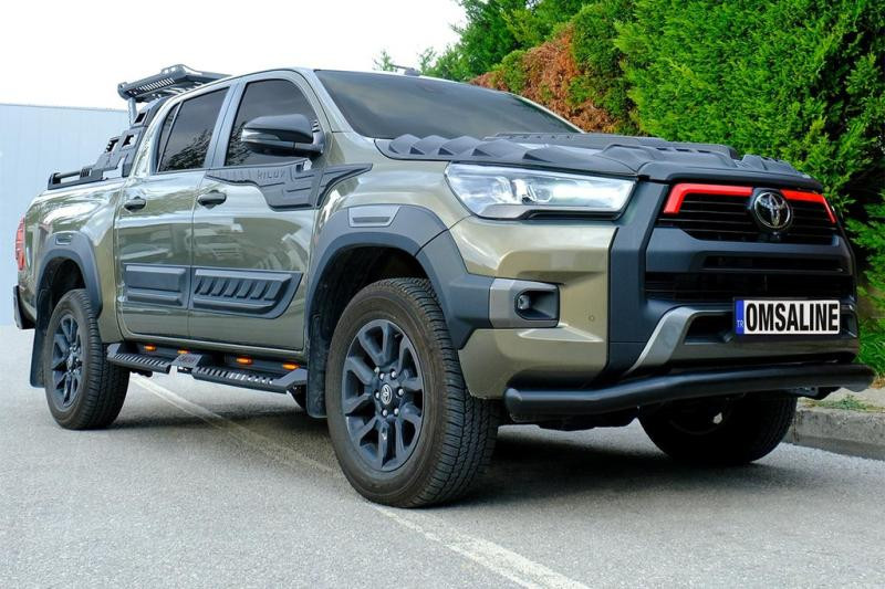 Купити Передній захист Texas для 2020-2025 (76мм, чорний) для Toyota Hilux 2015- рр