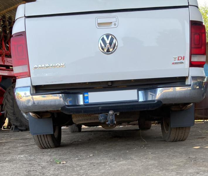 Купити Задні бризковики (2 шт.) для Volkswagen Amarok 2010-2022 рр