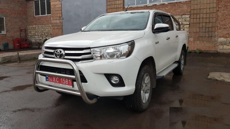 Купить Кенгурятник WT007 (нерж) для Toyota Hilux 2015- гг