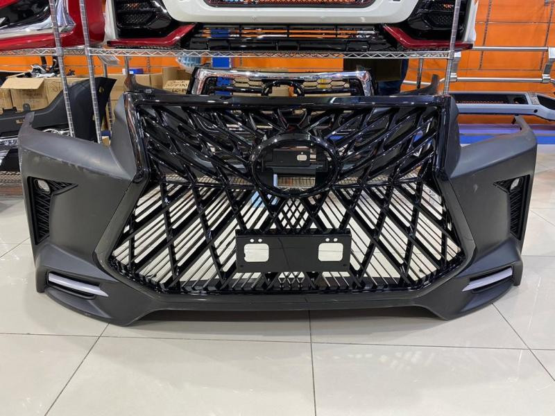 Купить Передний бампер Lexus-design V1 для Toyota Hilux 2015- гг