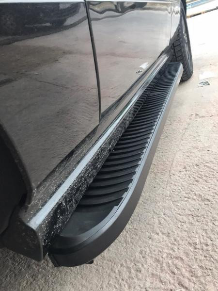 Купить Боковые пороги Tayga Black (2 шт., алюминий) для Range Rover III L322 2002-2012 гг