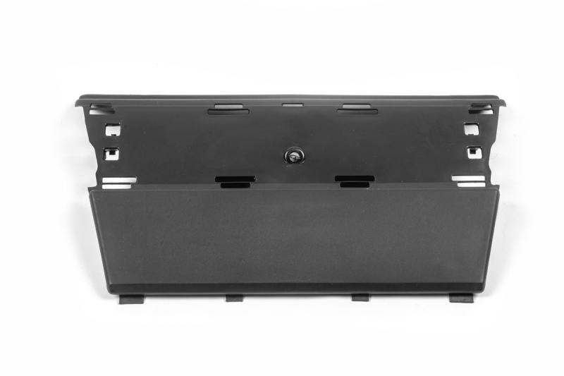 Купити Задній центральний пластик (1 шт) для Range Rover Sport 2005-2013 рр