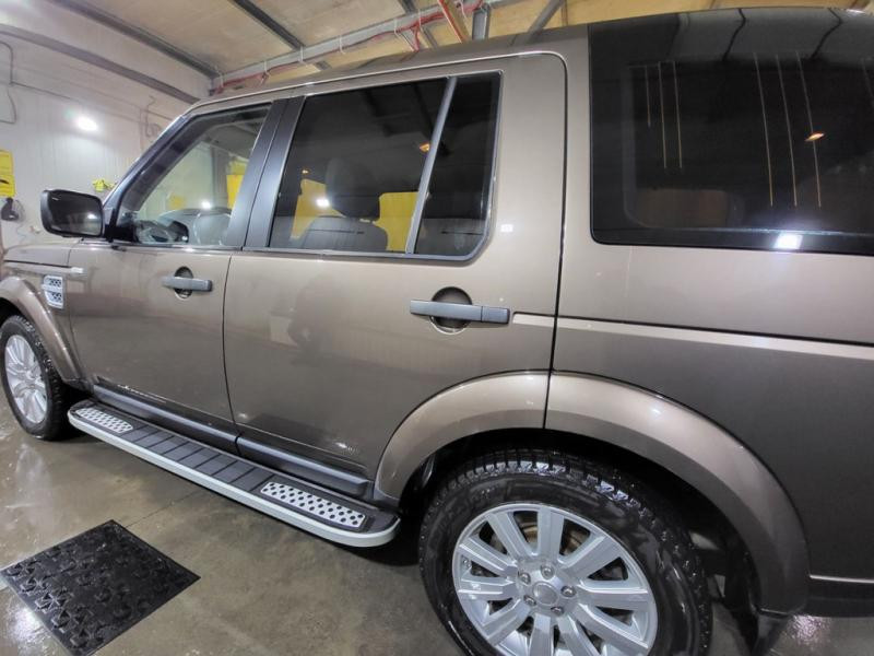 Купити Бокові пороги Tayga V2 (2 шт., алюміній) для Land Rover Discovery IV