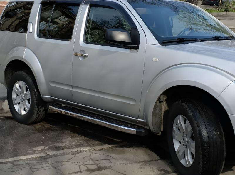 Купити Бокові пороги BlackLine (2 шт., алюм.) для Nissan Pathfinder R51 2005-2014 рр