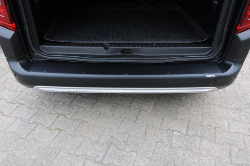 Купить Накладка на задний бампер (ABS) для Peugeot Partner/Rifter 2019- гг