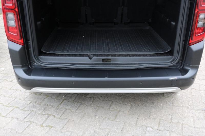 Купить Накладка на задний бампер (ABS) для Peugeot Partner/Rifter 2019- гг