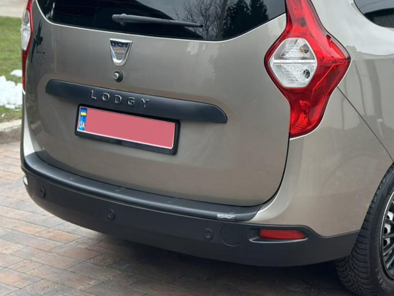 Купити Накладка на задній бампер EuroCap (ABS) для Renault Lodgy 2013-2022 рр