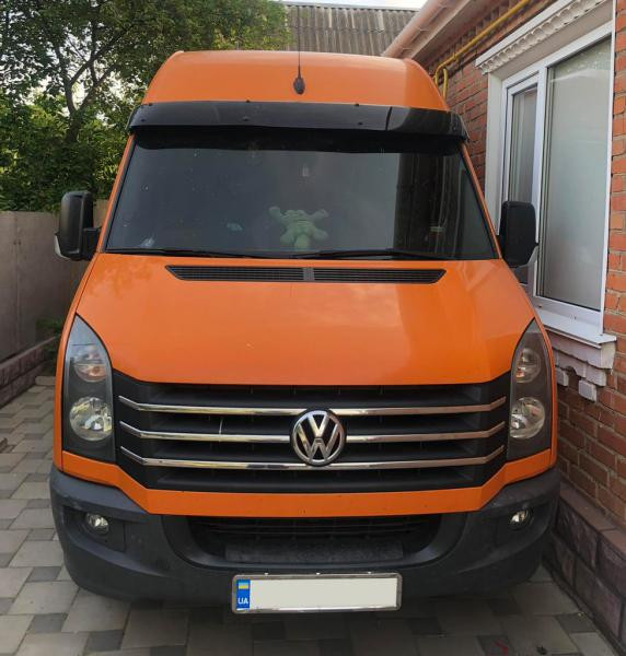 Купить Козырек на лобовое стекло на раме V2 (черный глянец, 5мм) для Volkswagen Crafter 2006-2016 гг