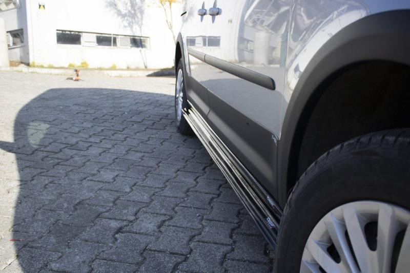 Купити Накладки на бічні пороги EuroCap (чорні) для Volkswagen Caddy 2010-2015 рр