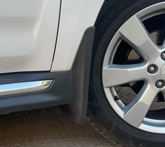 Купити Бризковики Premium під широкий поріг (4 шт) для Mitsubishi Outlander 2006-2012 рр