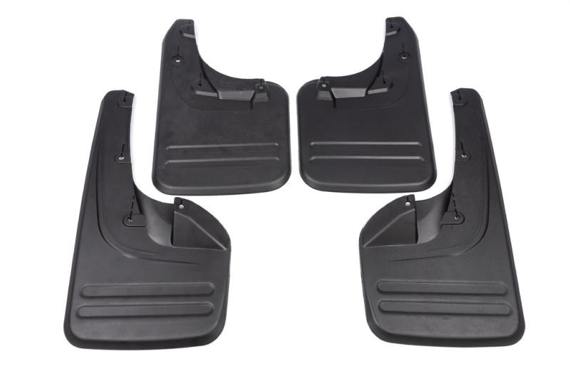 Купить Оригинальные брызговики Premium (для 4WD, 4 шт.) для Toyota Hilux 2015- гг