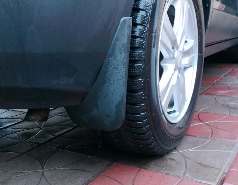 Купить Оригинальные брызговики Premium HB (4 шт) для Volkswagen Golf 5 2003-2009 гг