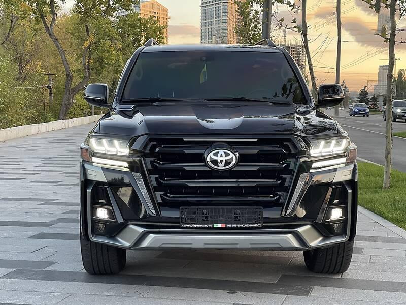 Купити Передні фари 2016-2025 (LX-Design) для Toyota Land Cruiser 200