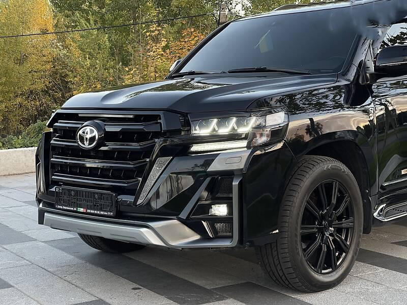Купити Передні фари 2016-2025 (LX-Design) для Toyota Land Cruiser 200