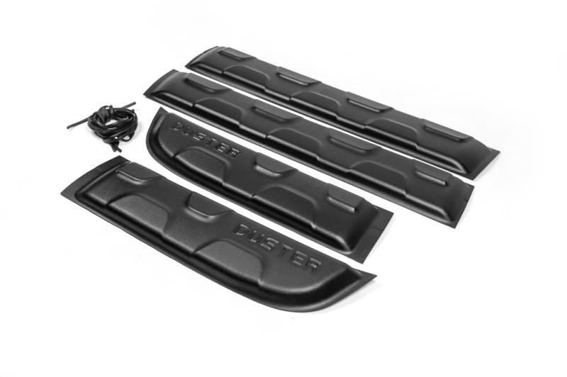 Купити Молдинги з виступами (4 шт, пластикові) DDU - Україна для Renault Duster 2008-2017 рр