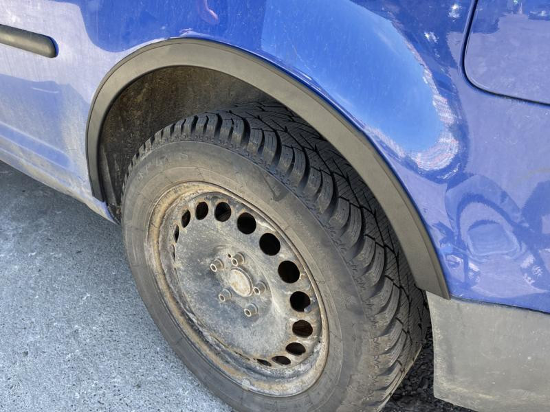 Купить Накладки на арки (черный мат) Длинная база (метал) для Volkswagen Caddy 2004-2010 гг