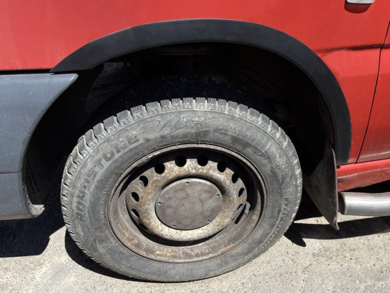 Купити Накладки на арки (4 шт, чорні) ABS пластик для Mercedes Vito W638 1996-2003 рр