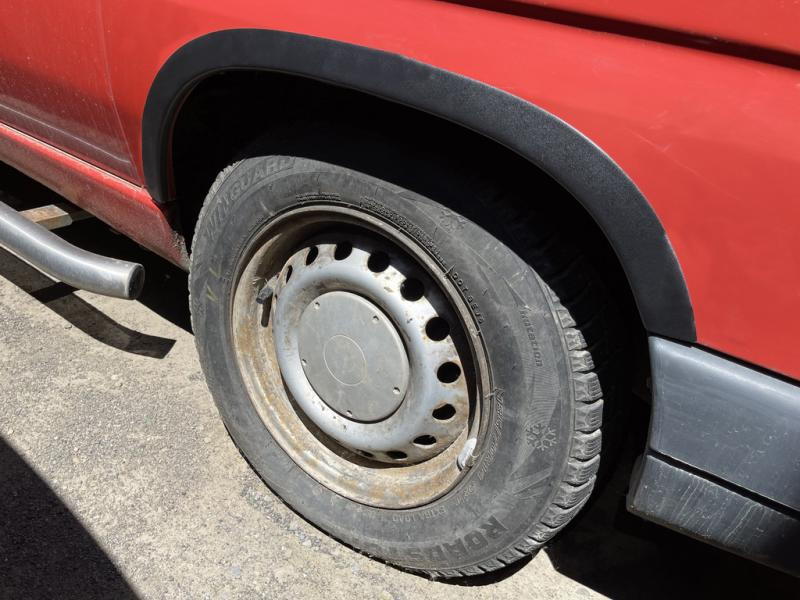 Купити Накладки на арки (4 шт, чорні) ABS пластик для Mercedes Vito W638 1996-2003 рр