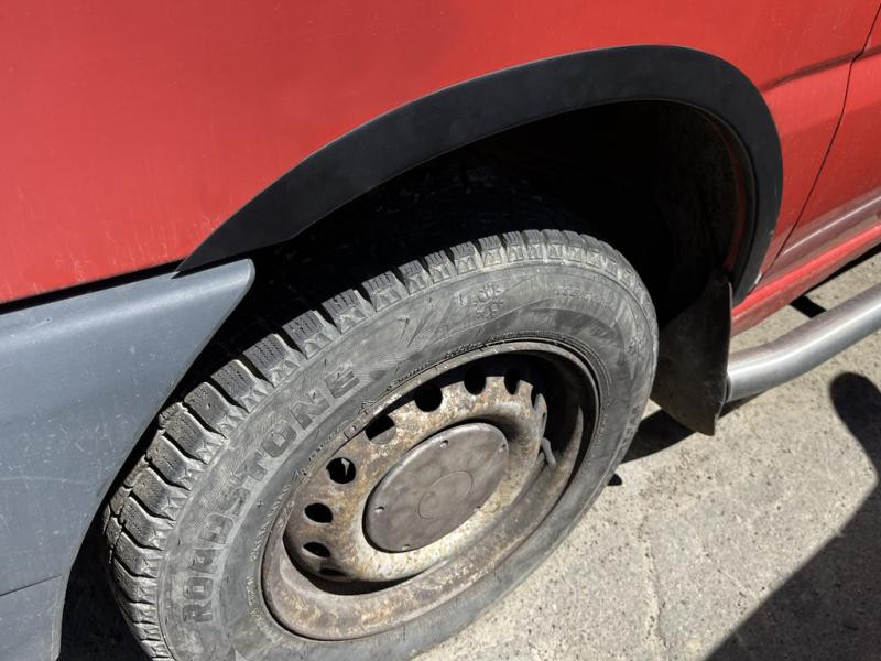 Купить Накладки на арки (4 шт, черные) Черная нержавейка для Mercedes Vito W638 1996-2003 гг