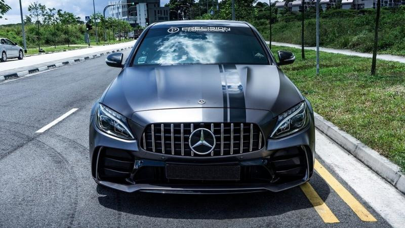 Купити Комплект обвісів з повним заднім бампером (дизайн Black Mamba C63GT) для Mercedes C-сlass W205 2014-2021рр