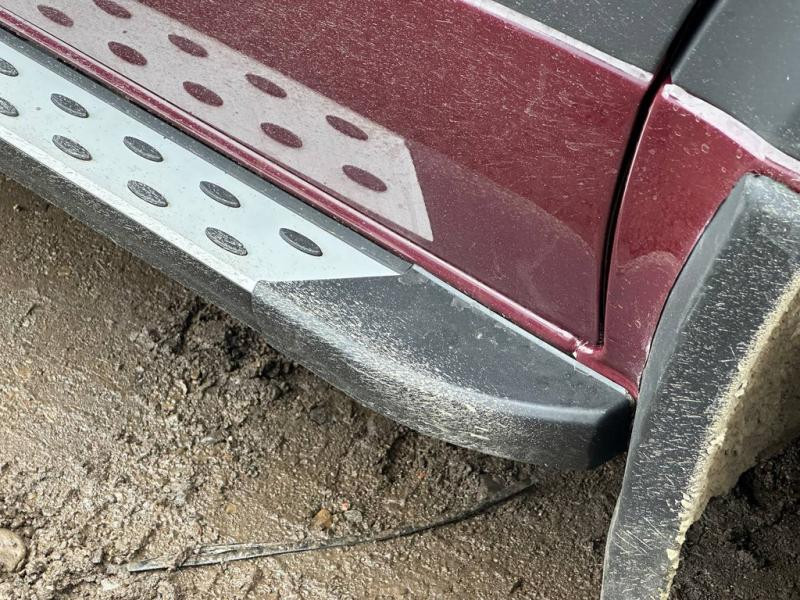 Купить Боковые пороги DOT-Line (2 шт., алюм.) Средняя база для Volkswagen Crafter 2006-2016 гг