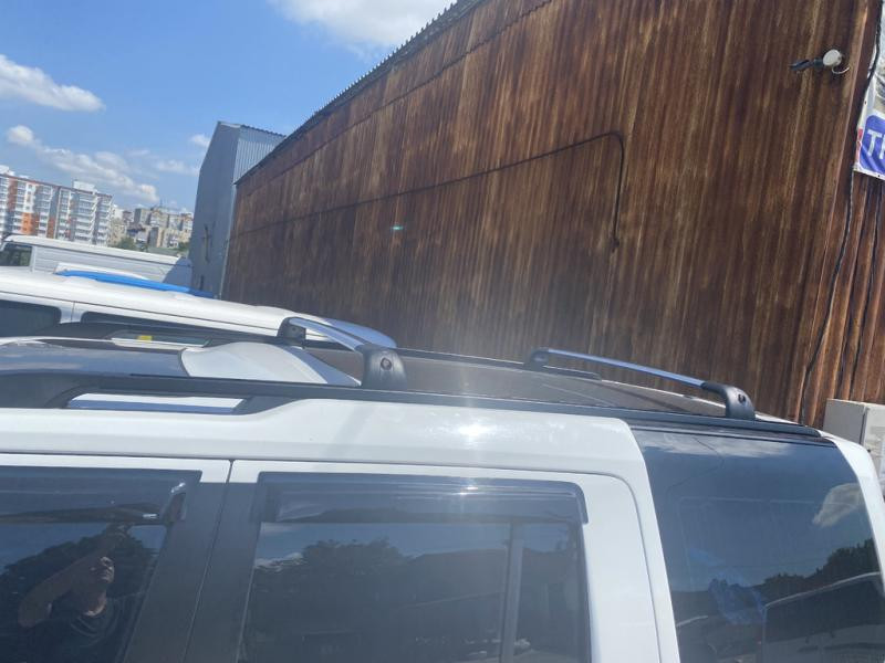 Купить Перемычки на оригинальные рейлинги (2 шт) Черные для Land Rover Discovery IV