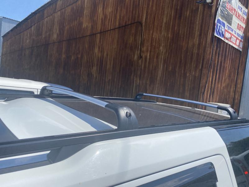 Купить Перемычки на оригинальные рейлинги (2 шт) Черные для Land Rover Discovery IV