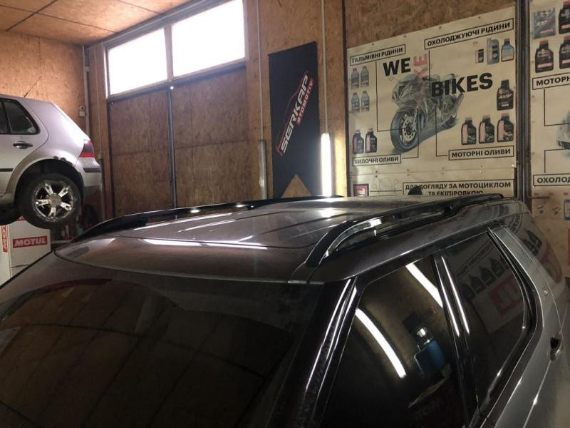 Купити ОЕМ рейлінги (2 шт) чорні для Land Rover Discovery V