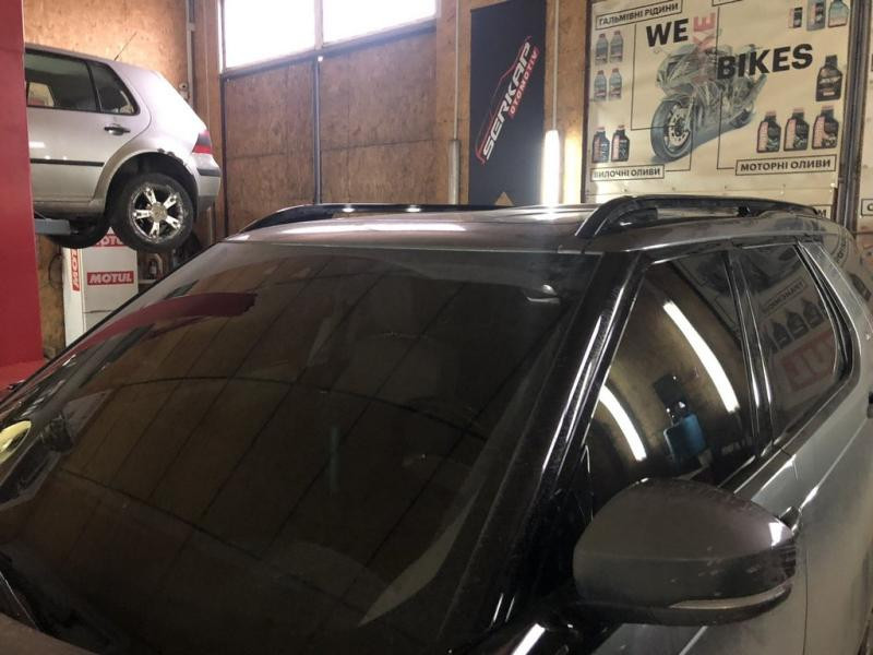 Купити ОЕМ рейлінги (2 шт) чорні для Land Rover Discovery V