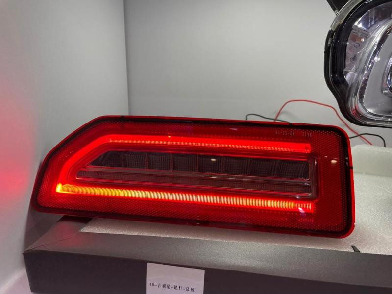 Купити Комплект обвісів G-class-design V1 для Suzuki Jimny 2018- рр