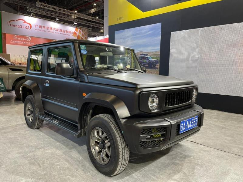Купити Комплект обвісів G-class-design V1 для Suzuki Jimny 2018- рр