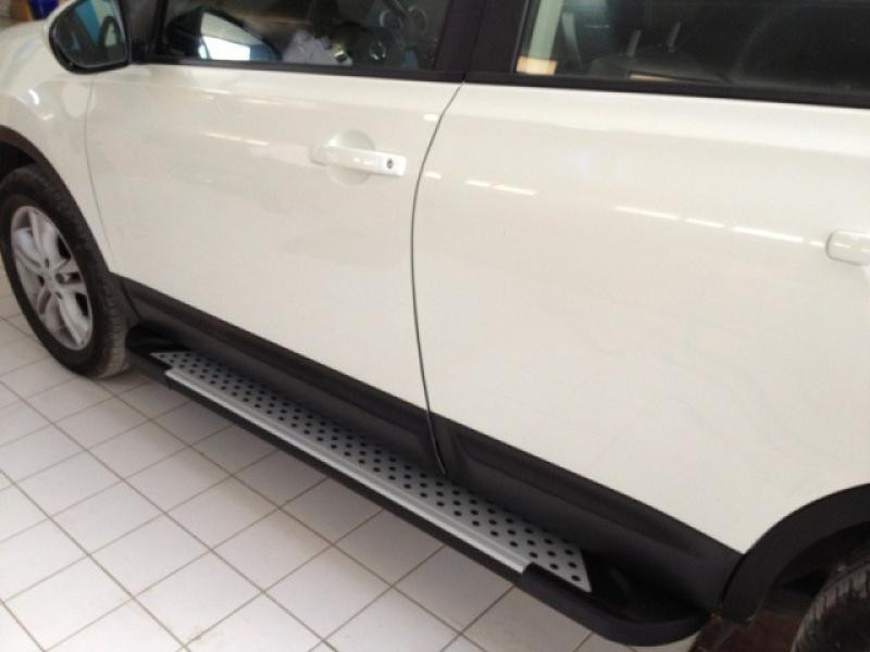 Купить Боковые пороги Allmond Grey (2 шт, алюм) Длинная база для Nissan Qashqai 2010-2014 гг