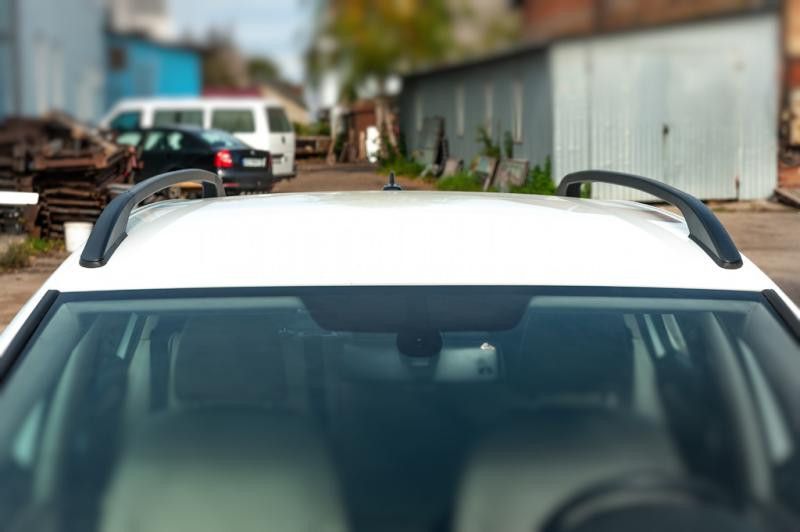 Купити Рейлінги OmsaLine Solid (2 шт, чорні) для Volkswagen Golf 7/E-Golf