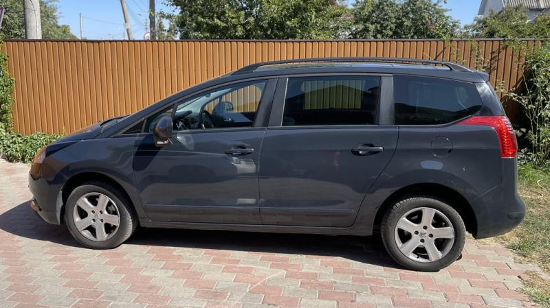 Купити Рейлінги OmsaLine Solid (2 шт, чорні) для Peugeot 5008 2009-2016рр