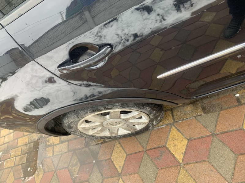 Купить Накладки на арки (4 шт, черные) 2003-2006, Металлические для Volkswagen Touran