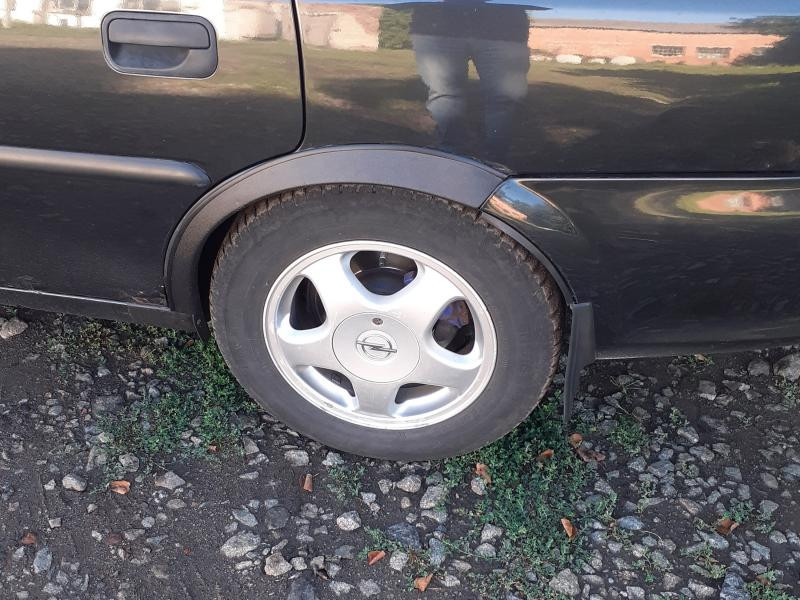 Купити Накладки на арки (4 шт, чорні) металеві для Opel Vectra B 1995-2002 рр