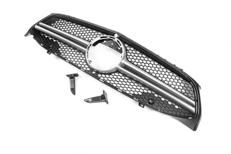 Купити Передня решітка (AMG Silver) для Mercedes CLA C118 2019- рр