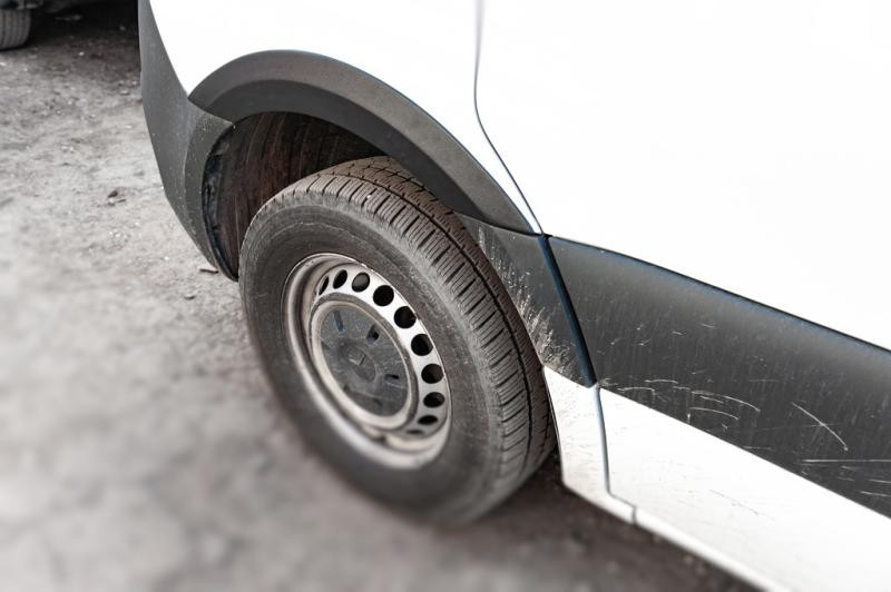 Купити Накладки на арки (4 шт, чорні) для Mercedes Sprinter W907/W910 2018- рр