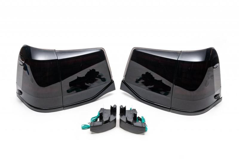 Купити Задні ліхтарі 2016-2021 (Sequential Black) для Toyota Land Cruiser 200