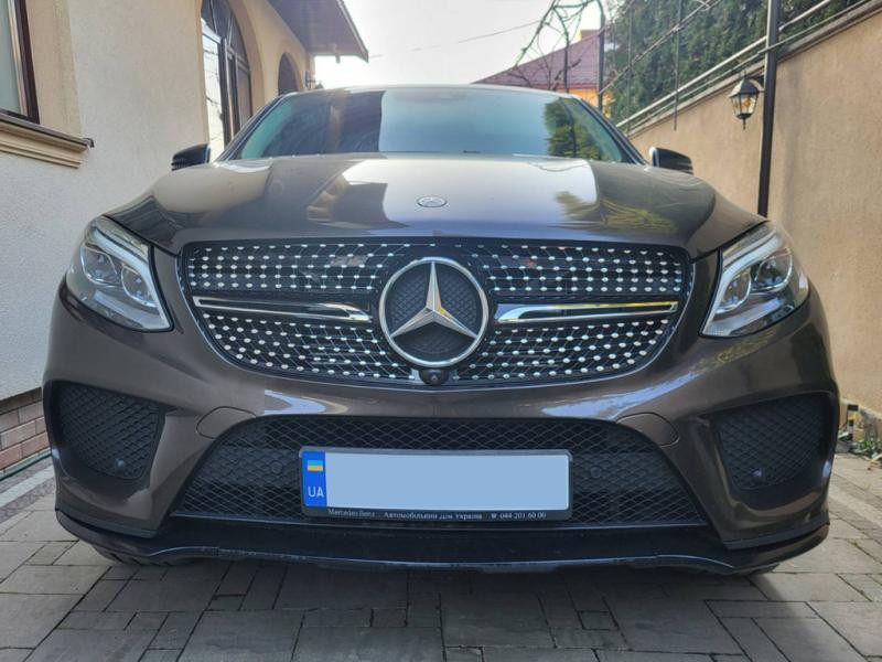 Купити Тюнінг решітка радіатора (Diamond Black) Без камери для Mercedes GLE coupe C292 2015-2019 рр