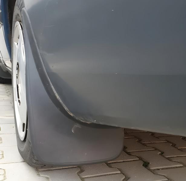 Купить Задние брызговики (2 шт) для Mercedes E-сlass W124 1984-1997 гг