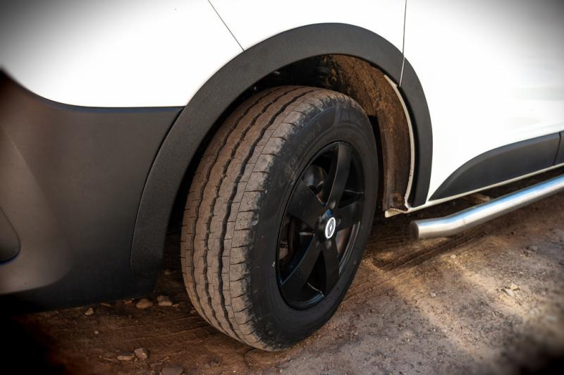 Купить Накладки на арки (6 шт, черные, ABS) для Nissan NV300/Primastar 2016-гг