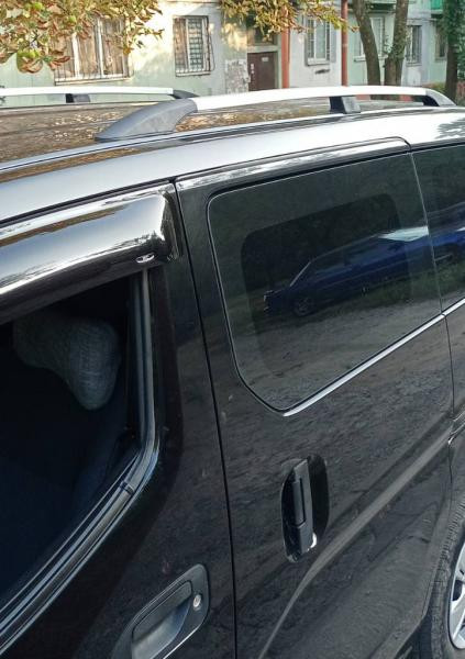 Купити Рейлінги ХРОМ 164 см, Чавунні ніжки для Nissan NV200 2009- рр