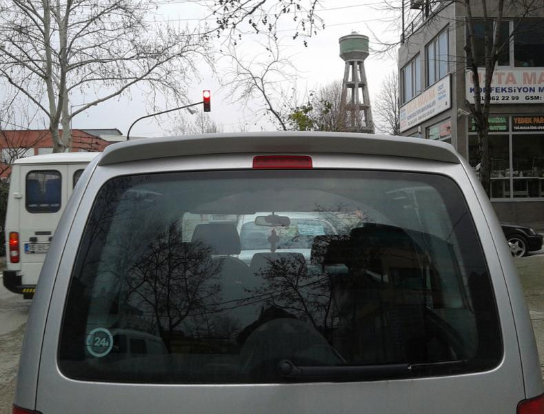 Купити Спойлер Anatomik V2 (під фарбування) для Volkswagen Caddy 2004-2010 рр