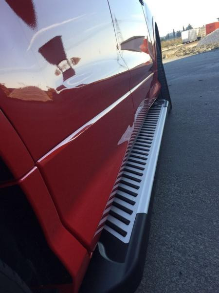 Купить Боковые пороги Line (2 шт., алюминий) С черной листвой на дверях для Ford Kuga/Escape 2013-2019 гг